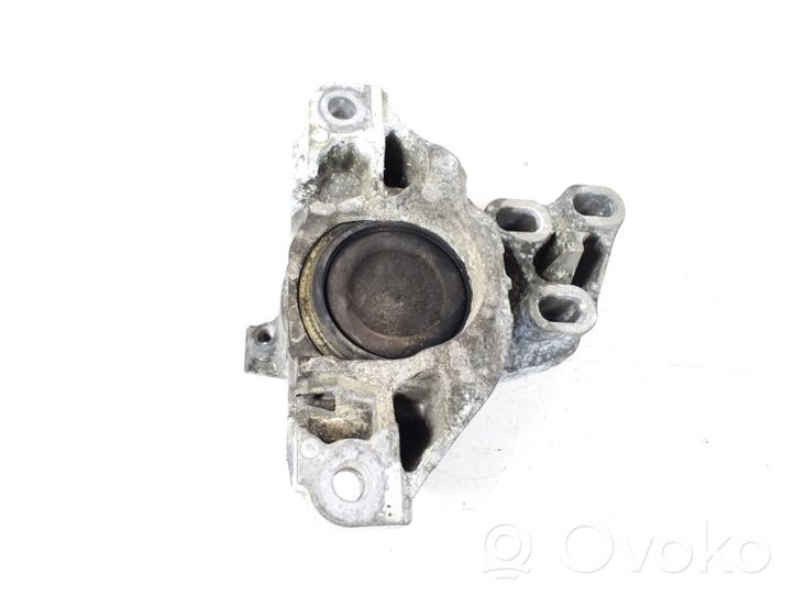 Mercedes-Benz CLA C117 X117 W117 Gearbox mount A2462400217