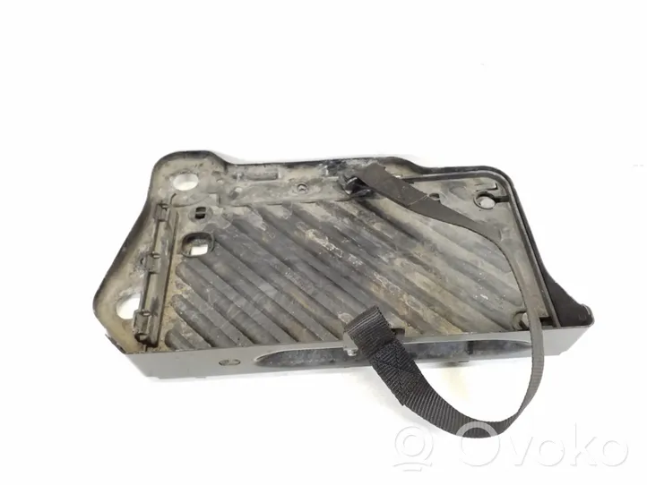 Mercedes-Benz B W246 W242 Support batterie A2426201100