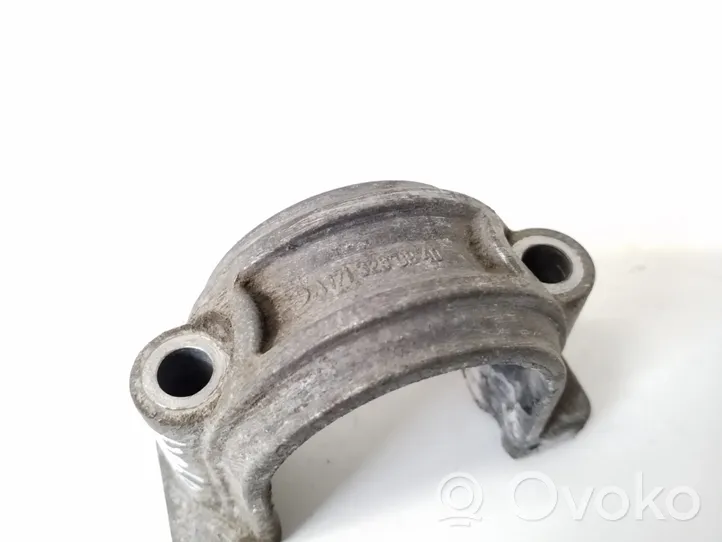 Mercedes-Benz SLK R172 Mocowanie stabilizatora osi przedniej A1713230940