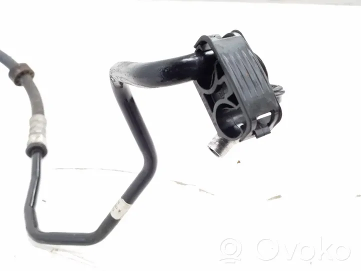 Mercedes-Benz SLK R172 Tubo flessibile del radiatore dell’olio del cambio A1725280324