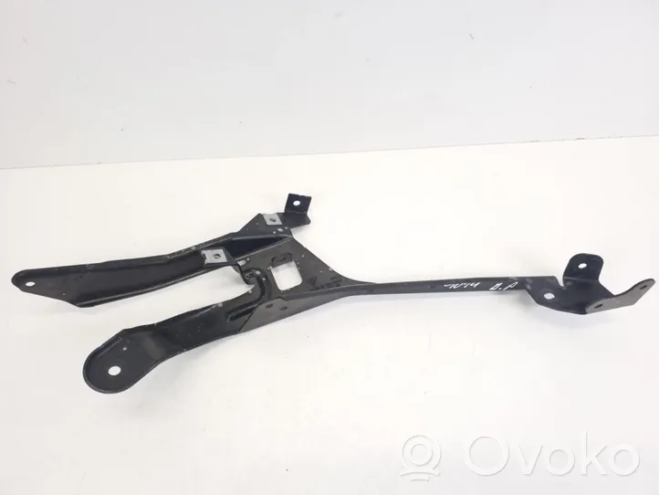 Porsche Panamera (970) Supporto di montaggio del parafango 97061020200