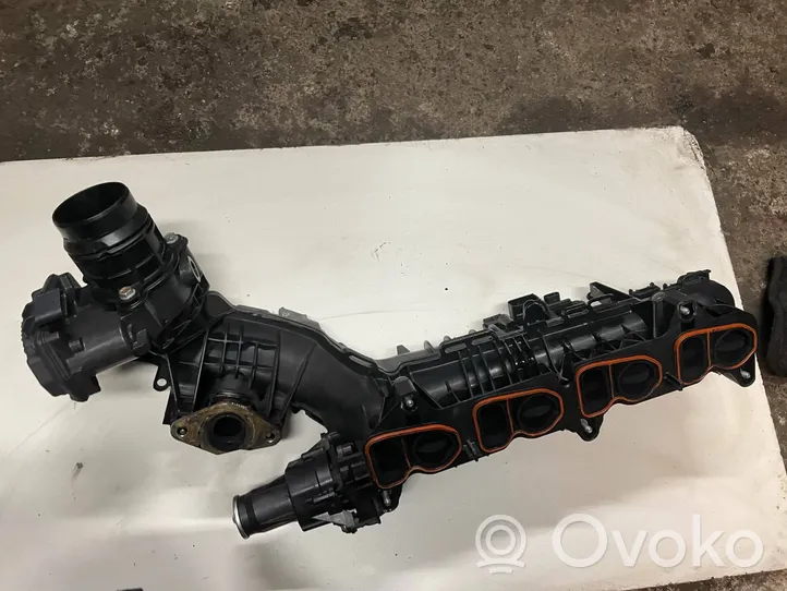 BMW 4 F36 Gran coupe Intake manifold 8513655