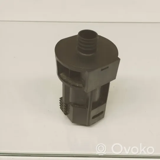 Mercedes-Benz 190 W201 Salona temperatūras sensors 0008301908