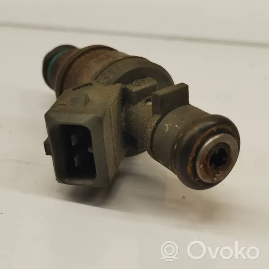 Mercedes-Benz E W124 Injecteur de carburant 0000787323