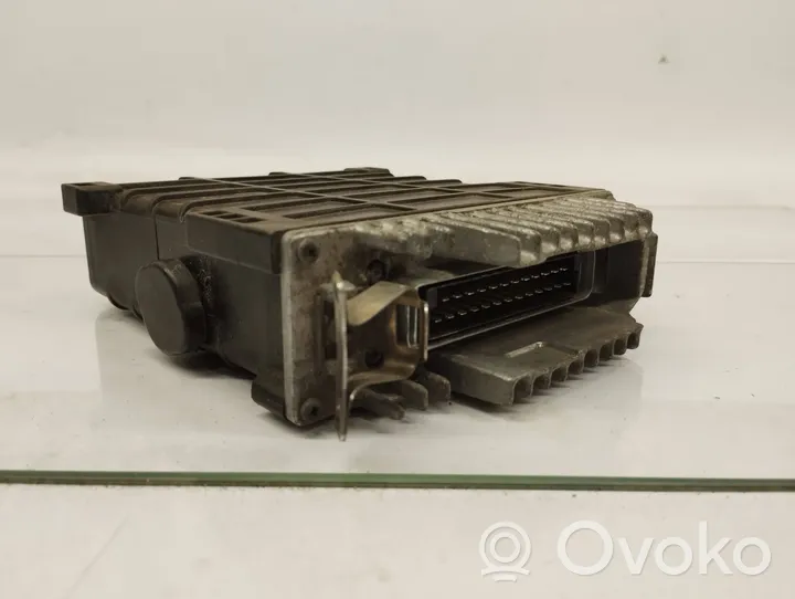 Mercedes-Benz E W124 Sterownik / Moduł ECU 0075451532