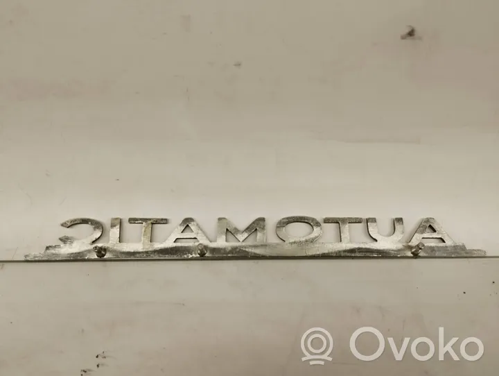 Mercedes-Benz COMPAKT W115 Logo, emblème, badge 1128170615