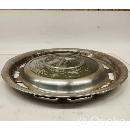 Mercedes-Benz 250 280 C CE W114 R14 wheel hub/cap/trim 1154010324