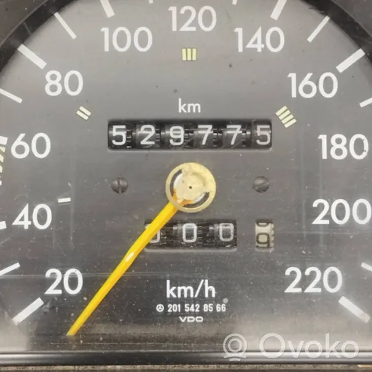 Mercedes-Benz 190 W201 Geschwindigkeitsmesser Cockpit 2015437721