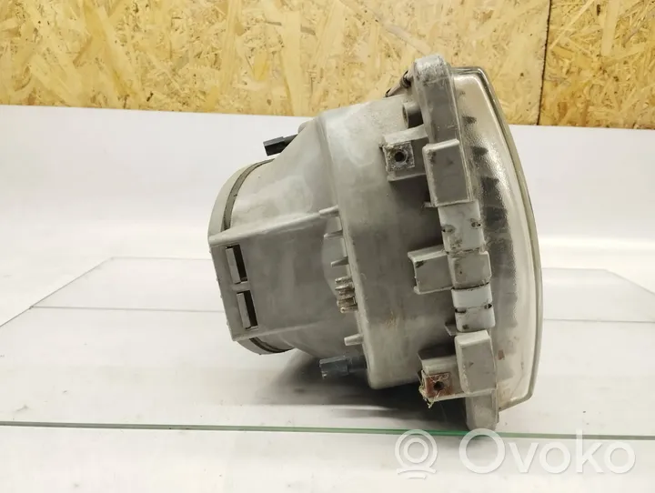 Mercedes-Benz 200 300 W123 Phare frontale 1238204261