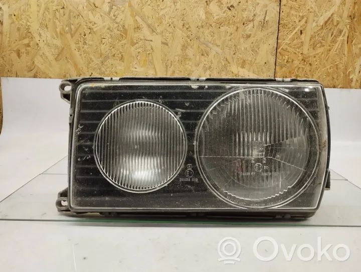 Mercedes-Benz W123 Phare frontale 0018207361