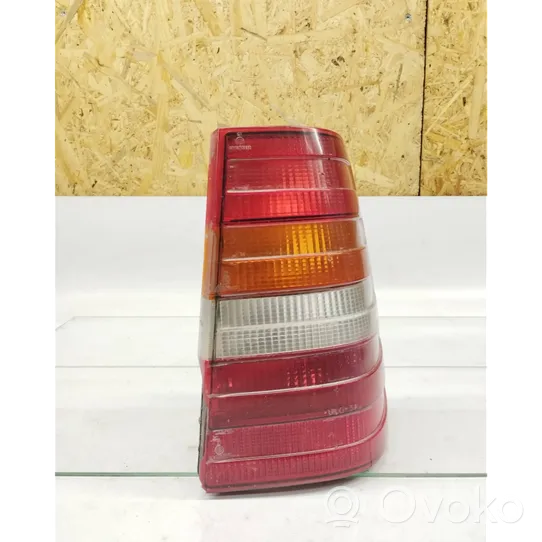 Mercedes-Benz E W124 Element lampy tylnej 1248204464