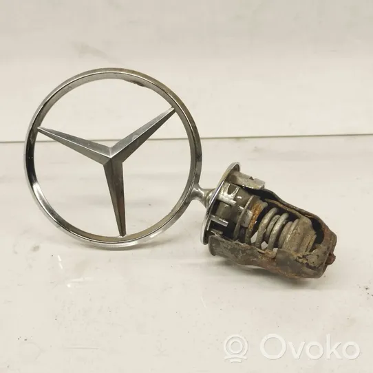 Mercedes-Benz E W124 Manufacturer badge logo/emblem 1248800086