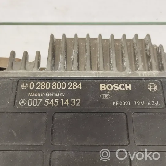 Mercedes-Benz E W124 Sterownik / Moduł ECU 0075451432