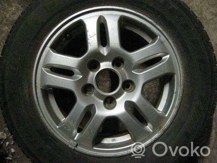 Honda CR-V Felgi aluminiowe R15 42700SCAG01