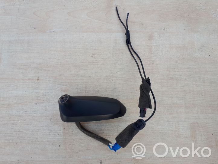 Chevrolet Cruze GPS-pystyantenni 13317580