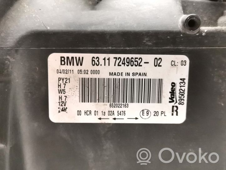 BMW 1 E81 E87 Lampa przednia 7249652