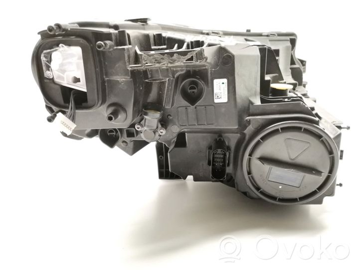 Mercedes-Benz EQC Phare frontale A2939067500
