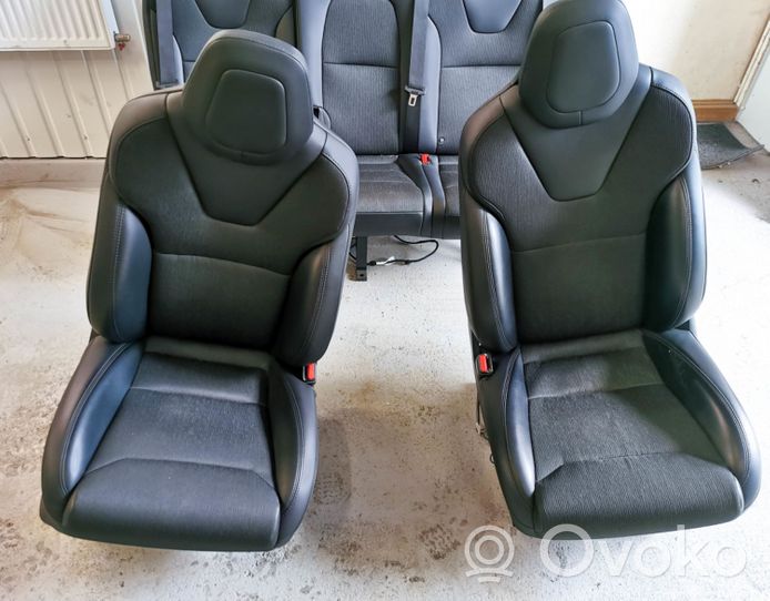 Tesla Model X Set interni 