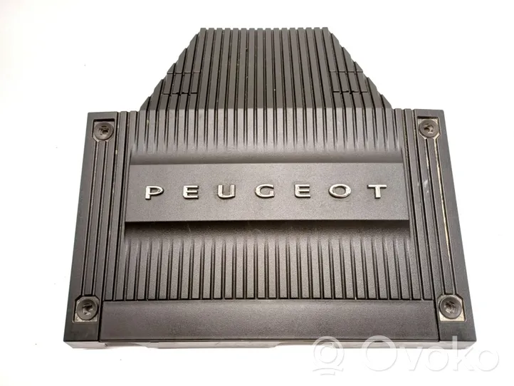 Peugeot 208 Variklio dangtis (apdaila) 9828879280