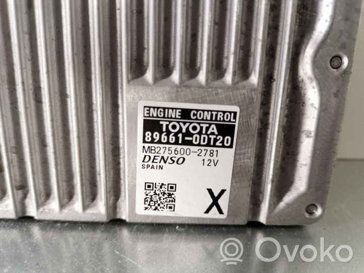 Toyota Yaris Блок управления двигателя 896110DT20