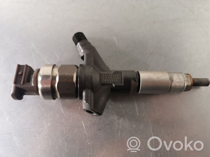 Subaru Outback Injecteur de carburant 16613AA030