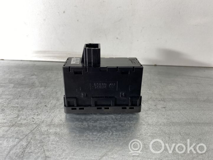 Infiniti Q50 Kit interrupteurs 08353