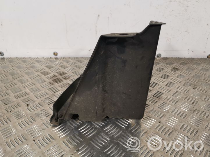 Toyota Prius (XW50) Aizmugurējā bufera apakšas aizsargs 5839847050