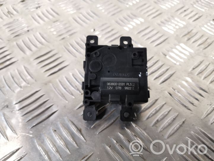 Toyota Prius (XW50) Motorino attuatore aria 0638002031