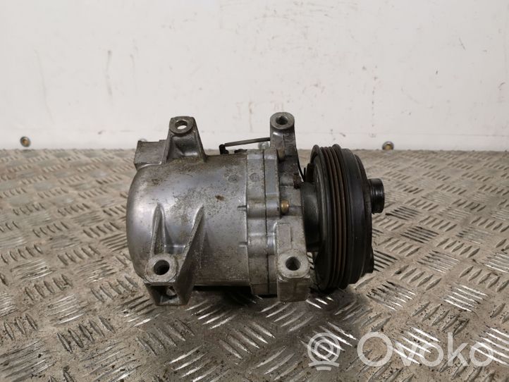 Subaru Impreza II Compresseur de climatisation 73111FE040