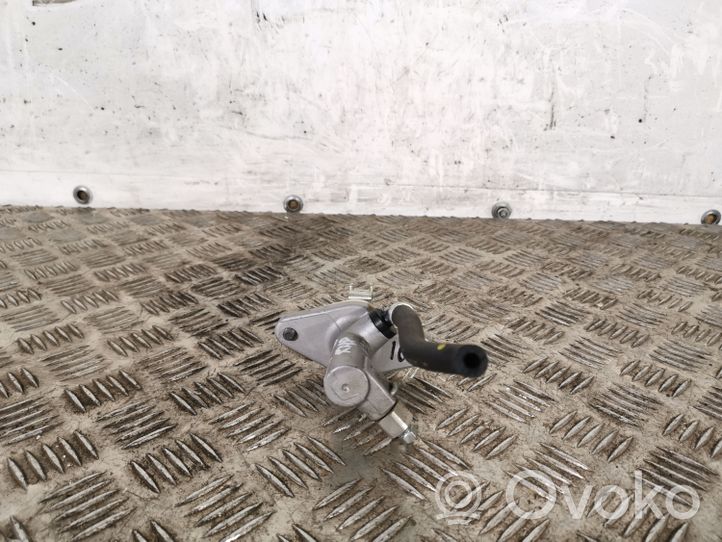 Honda CR-V Clutch master cylinder 