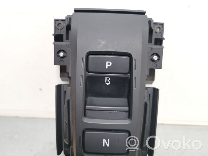 Honda CR-V Commutateur / bouton de changement de vitesse 