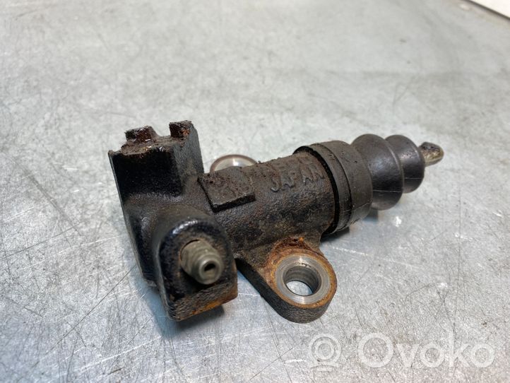 Subaru Forester SG Główny cylinder sprzęgła 