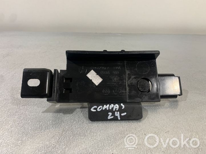 Jeep Compass Support batterie 