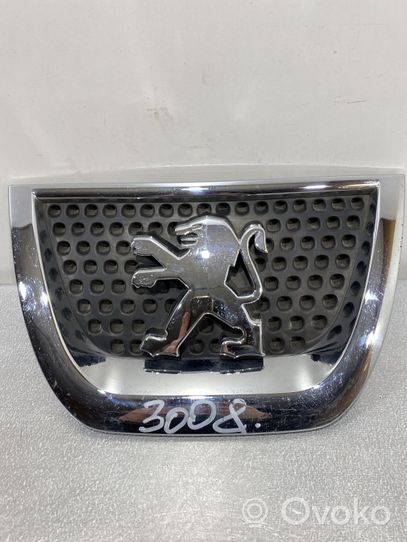 Peugeot 3008 I Grille calandre supérieure de pare-chocs avant 