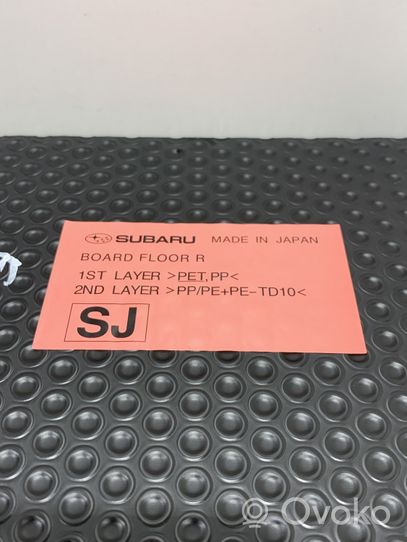 Subaru Forester SK Garniture, revêtement de coffre 