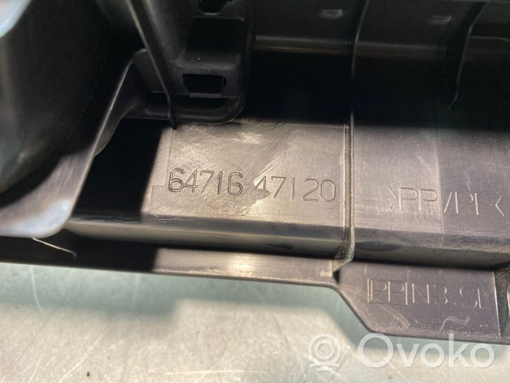 Toyota Prius (XW50) Protection de seuil de coffre 6471647120