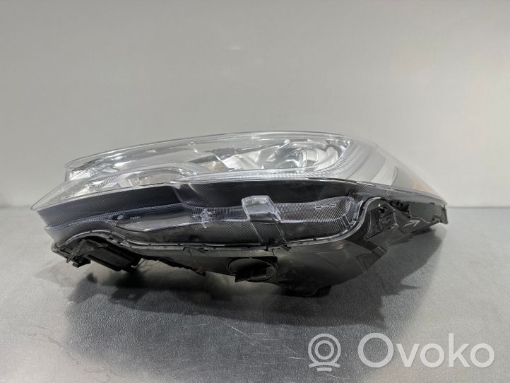 Subaru Ascent Lampa przednia W3991
