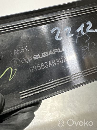 Subaru Outback (BT) Altro elemento di rivestimento della portiera anteriore 63563AN30A