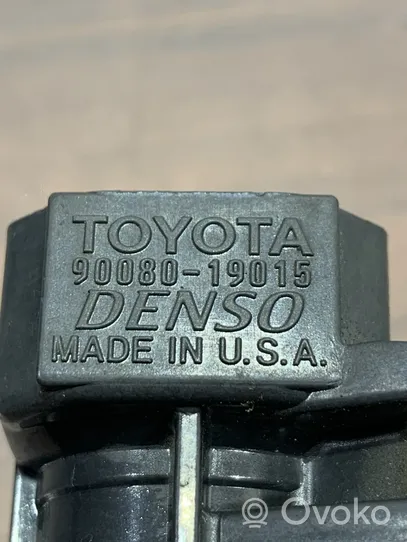 Toyota Matrix (E130) High voltage ignition coil 9008019015