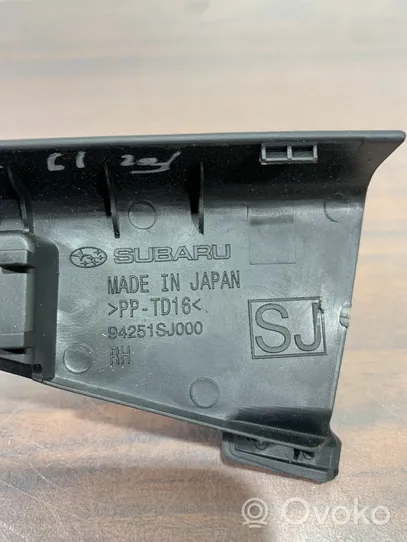 Subaru Forester SK Autres éléments de garniture de porte arrière 94251SJ000