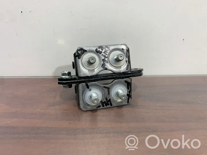 Subaru Outback (BT) Set di cerniere portiera di carico 