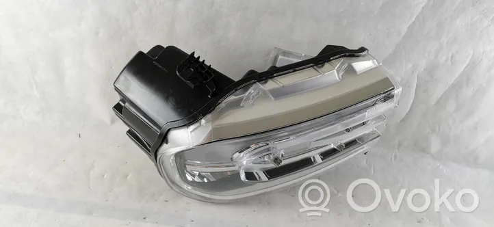 Ford Maverick Lampa przednia NZ6B-13E014-BF