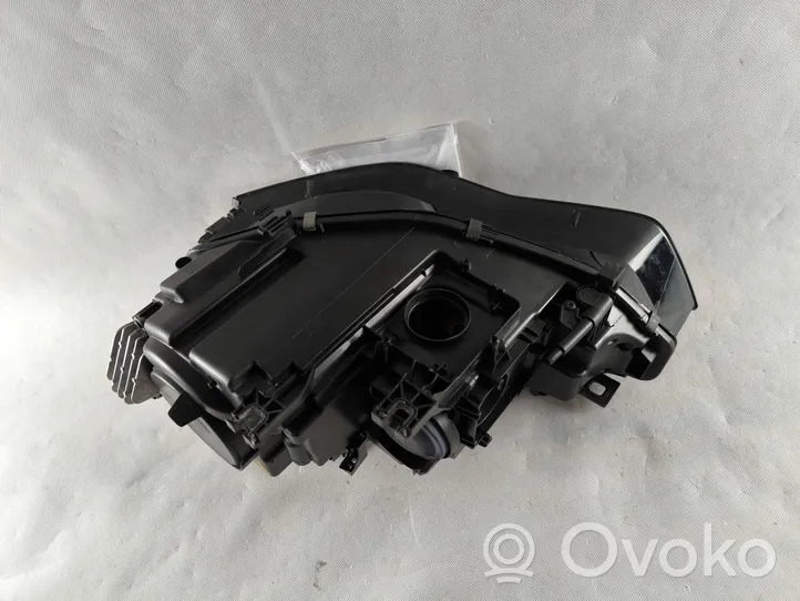 Audi A5 8T 8F Phare frontale 8T0941006C