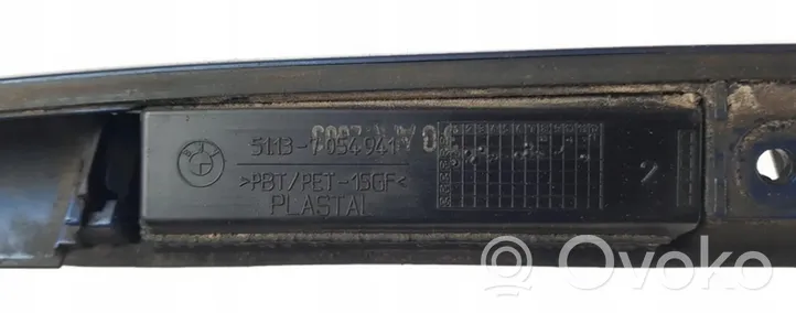 BMW X5 E53 Listwa oświetlenie tylnej tablicy rejestracyjnej 