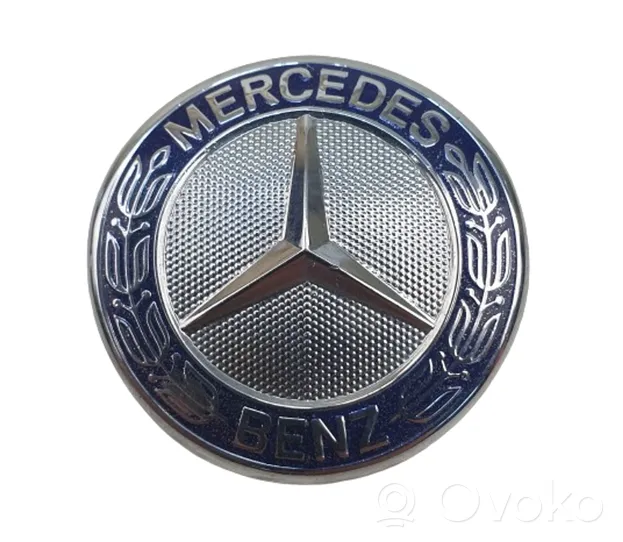 Mercedes-Benz C W204 Emblemat / Znaczek A2048170316