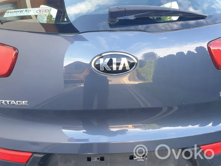 KIA Sportage Lava-auton perälauta 