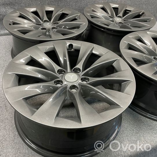 Tesla Model S Felgi aluminiowe R19 105933700A