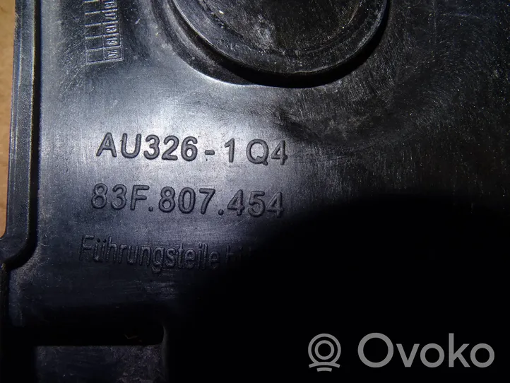 Audi Q3 F3 Takapuskurin kannake 83F807454