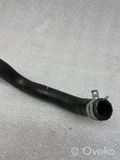 Renault Kangoo II Tubo flessibile del liquido di raffreddamento del motore 217412643R