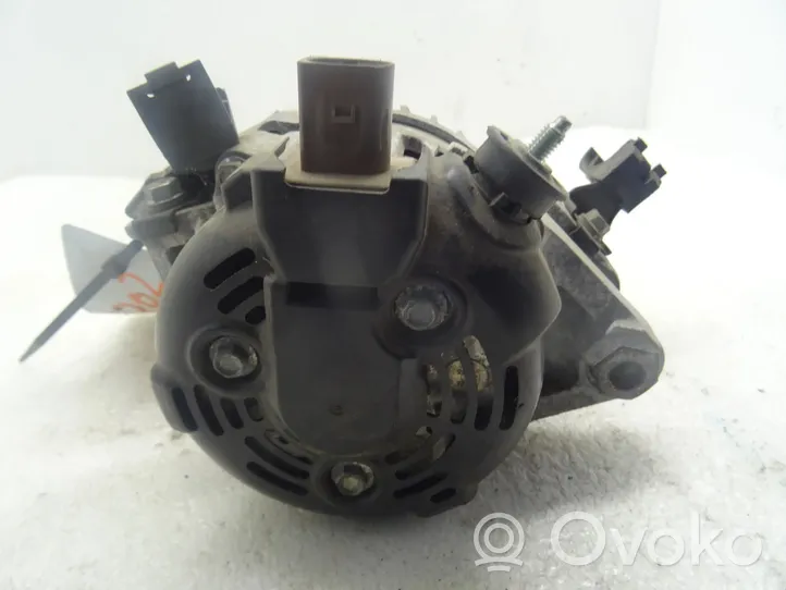 Toyota Yaris Generatore/alternatore 